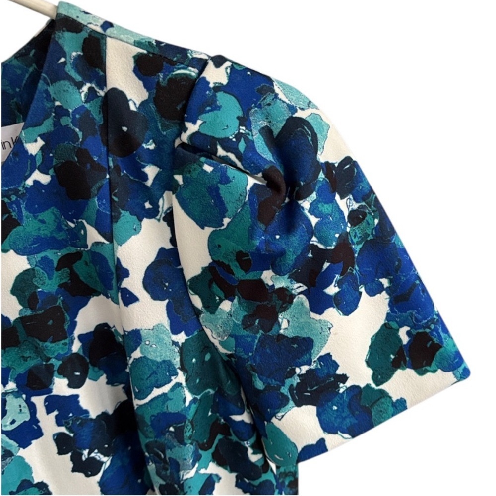 Like New Calvin Klein Floral Sheath
Dress Size 6 - Picture 3 of 8